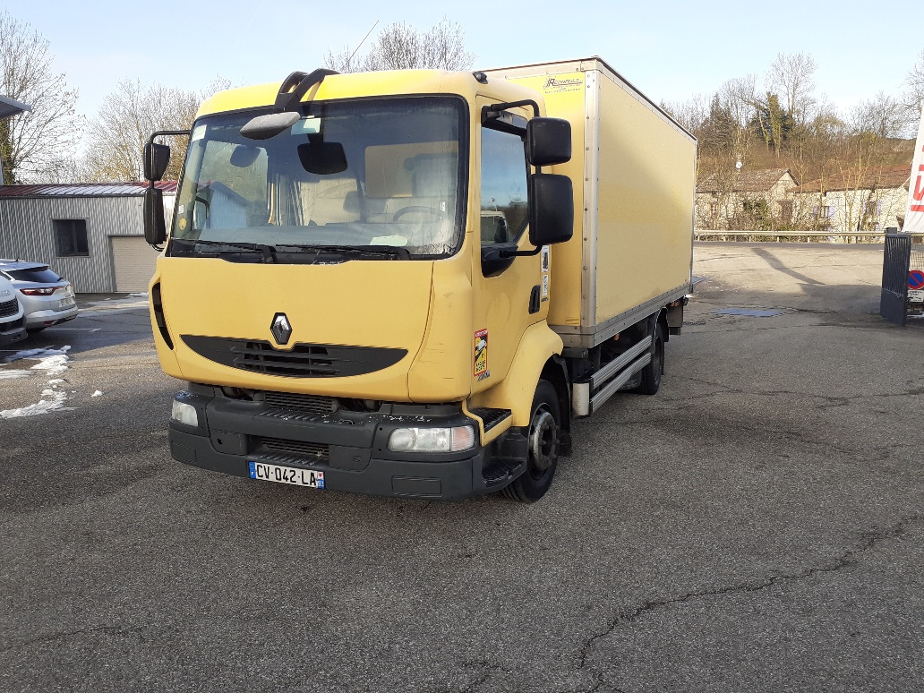 Camion RENAULT